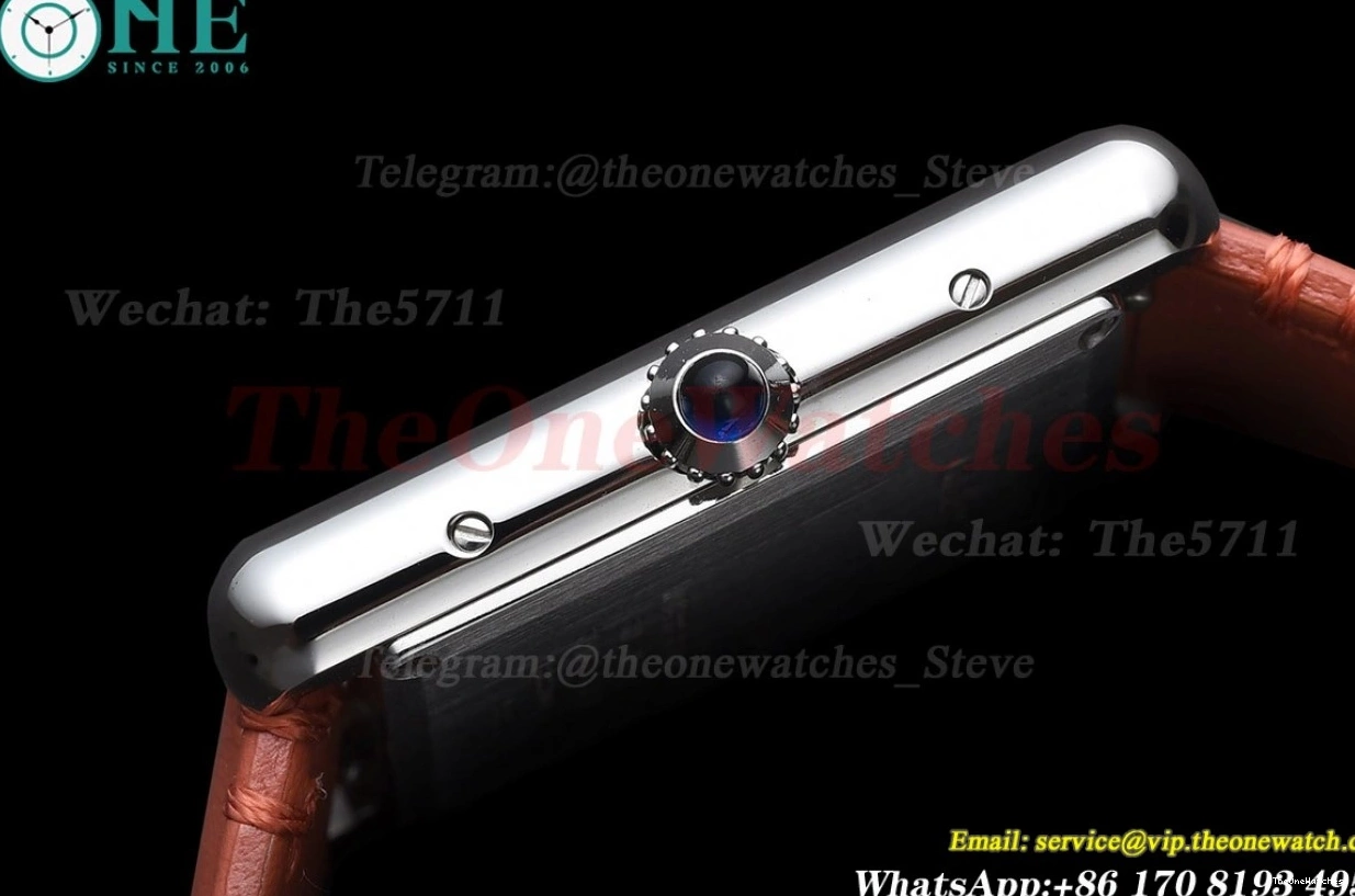 Tank Strap Quartz K11F On Red Leather White Must dial Small 0404